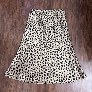 NWT Kourt Anthropologie Leopard Animal Print Flowy A-Line Satin Skirt